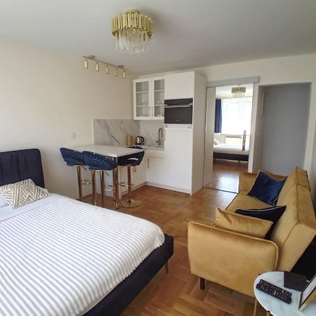 Alexa D'Oro Rooms クラクフ エクステリア 写真